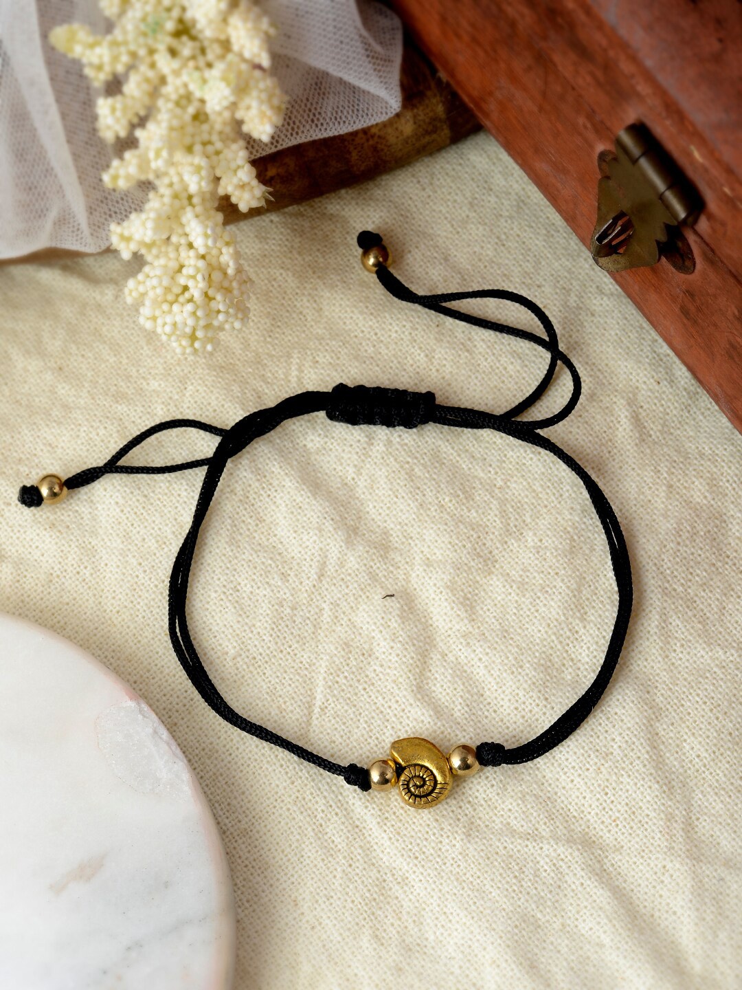 

Silvermerc Designs Gold-Plated Crystal Studded Anklet