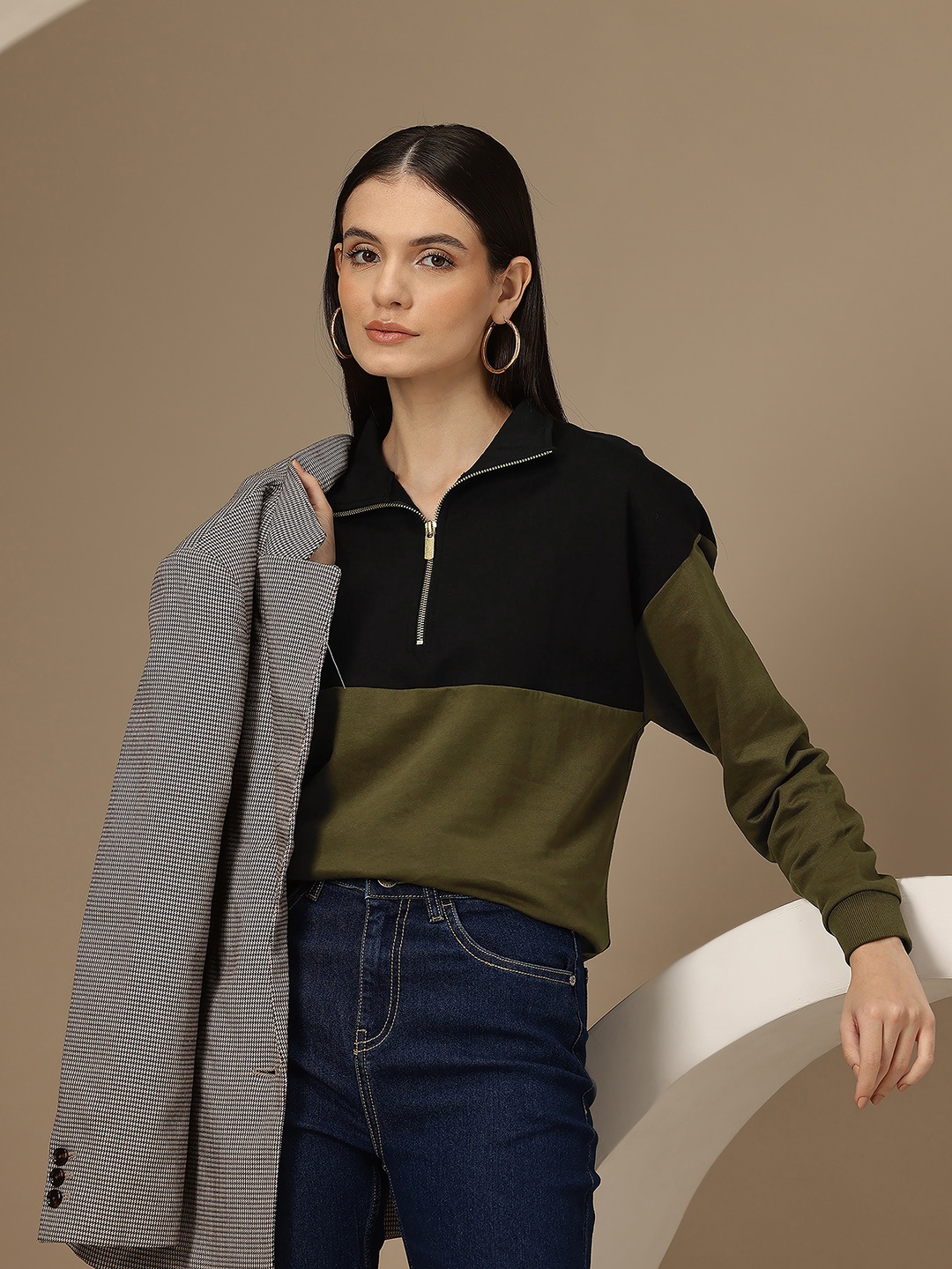 

Chemistry Women Colourblocked Pure Cotton Sweatshirt, Black