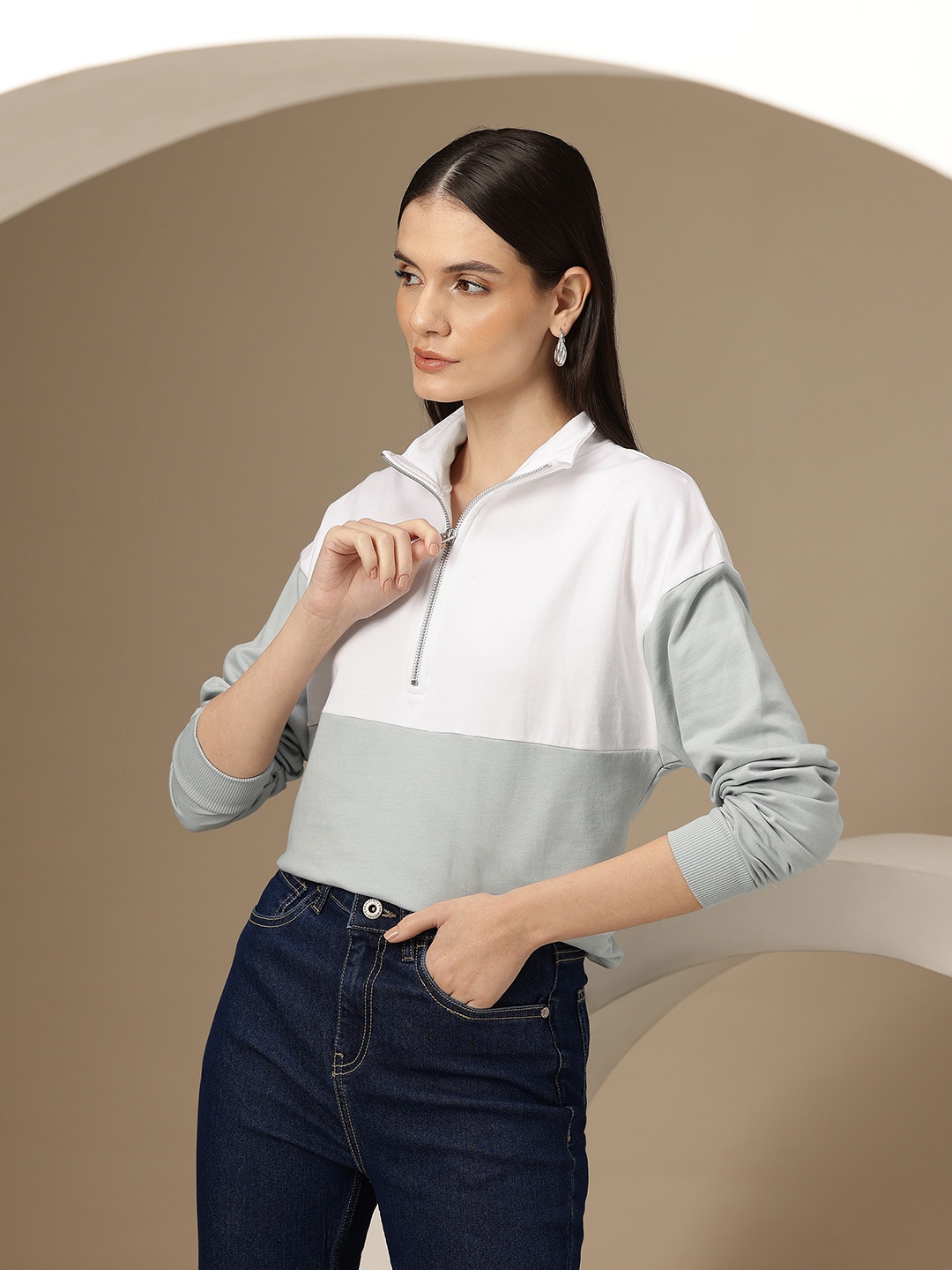 

Chemistry Women Colourblocked Pure Cotton Sweatshirt, White