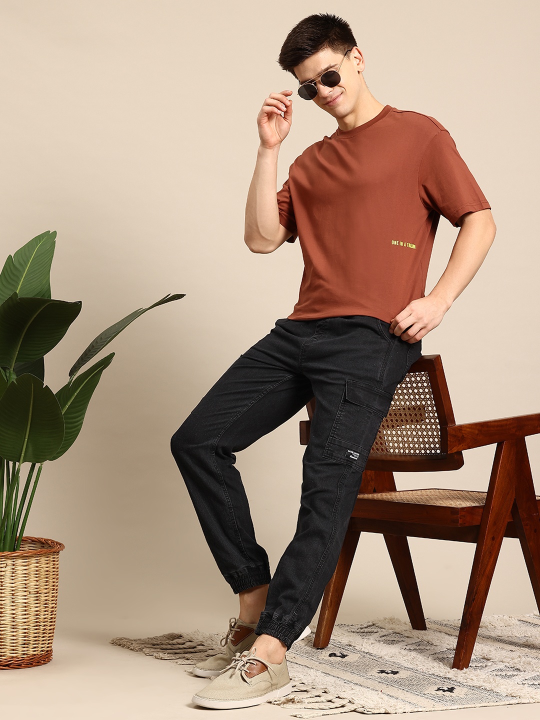 

Mast & Harbour Men Jogger Stretchable Jeans, Black