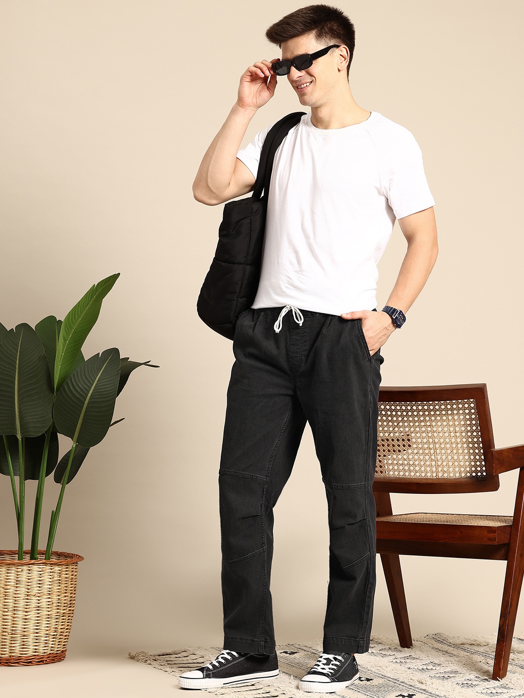 

Mast & Harbour Men Straight Fit Jeans, Black