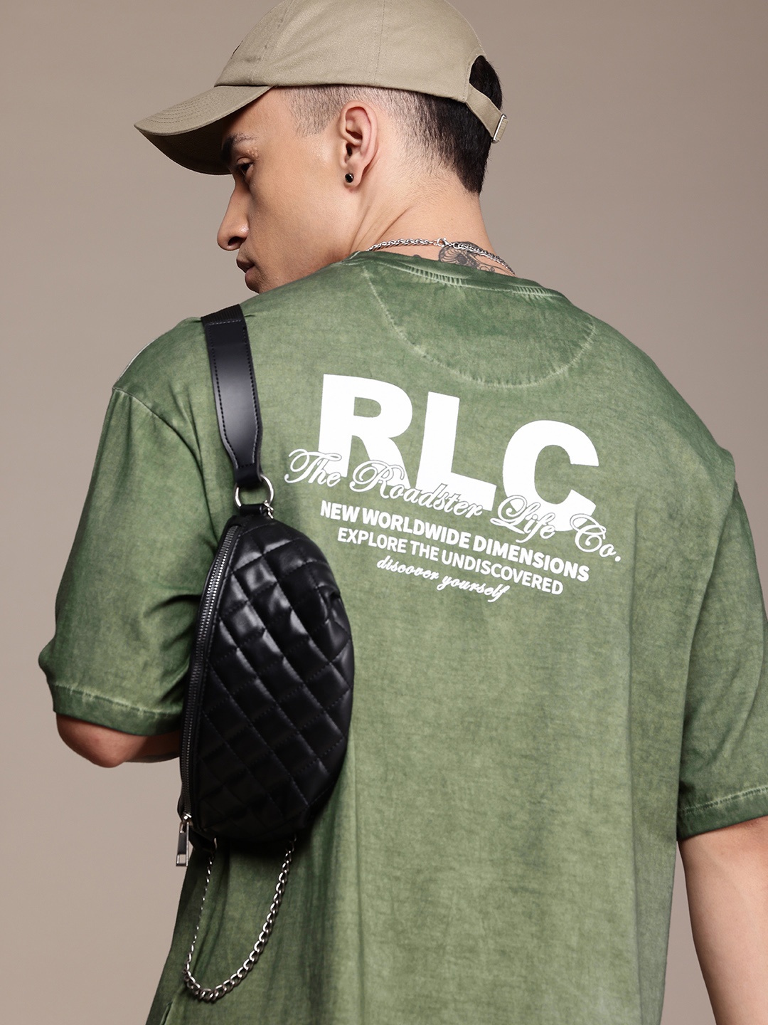 

The Roadster Life Co. Printed Drop-Shoulder Sleeves Pure Cotton Oversized Faded T-shirt, Green