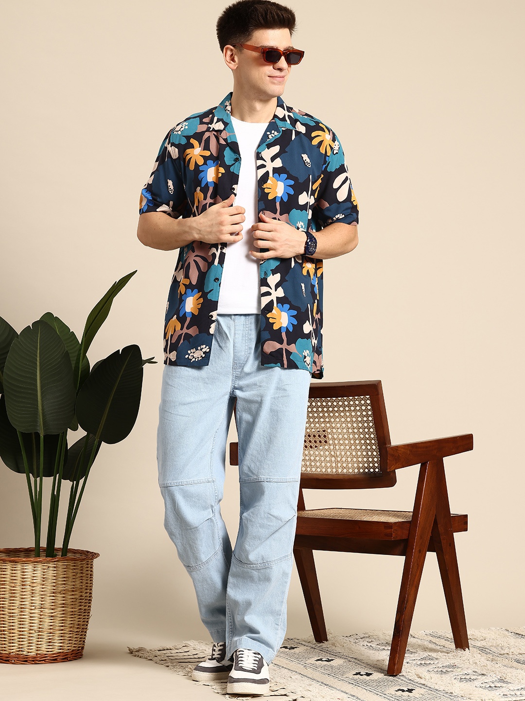 

Mast & Harbour Opaque Tropical Printed Casual Shirt, Navy blue