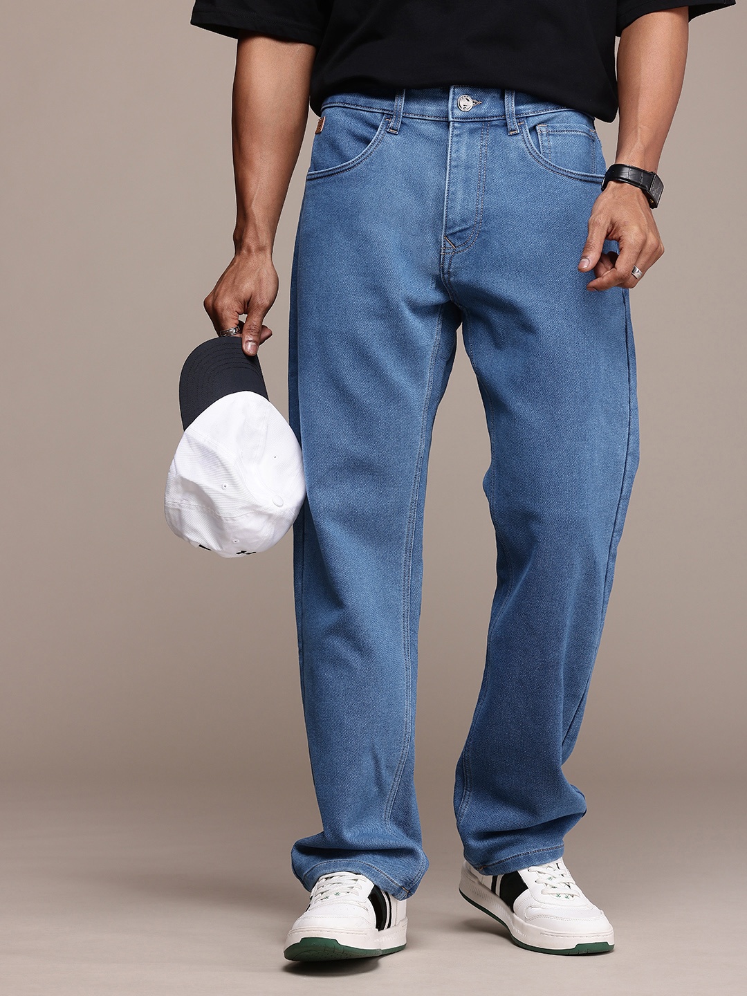 

WROGN Men Anti Fit Jeans, Blue