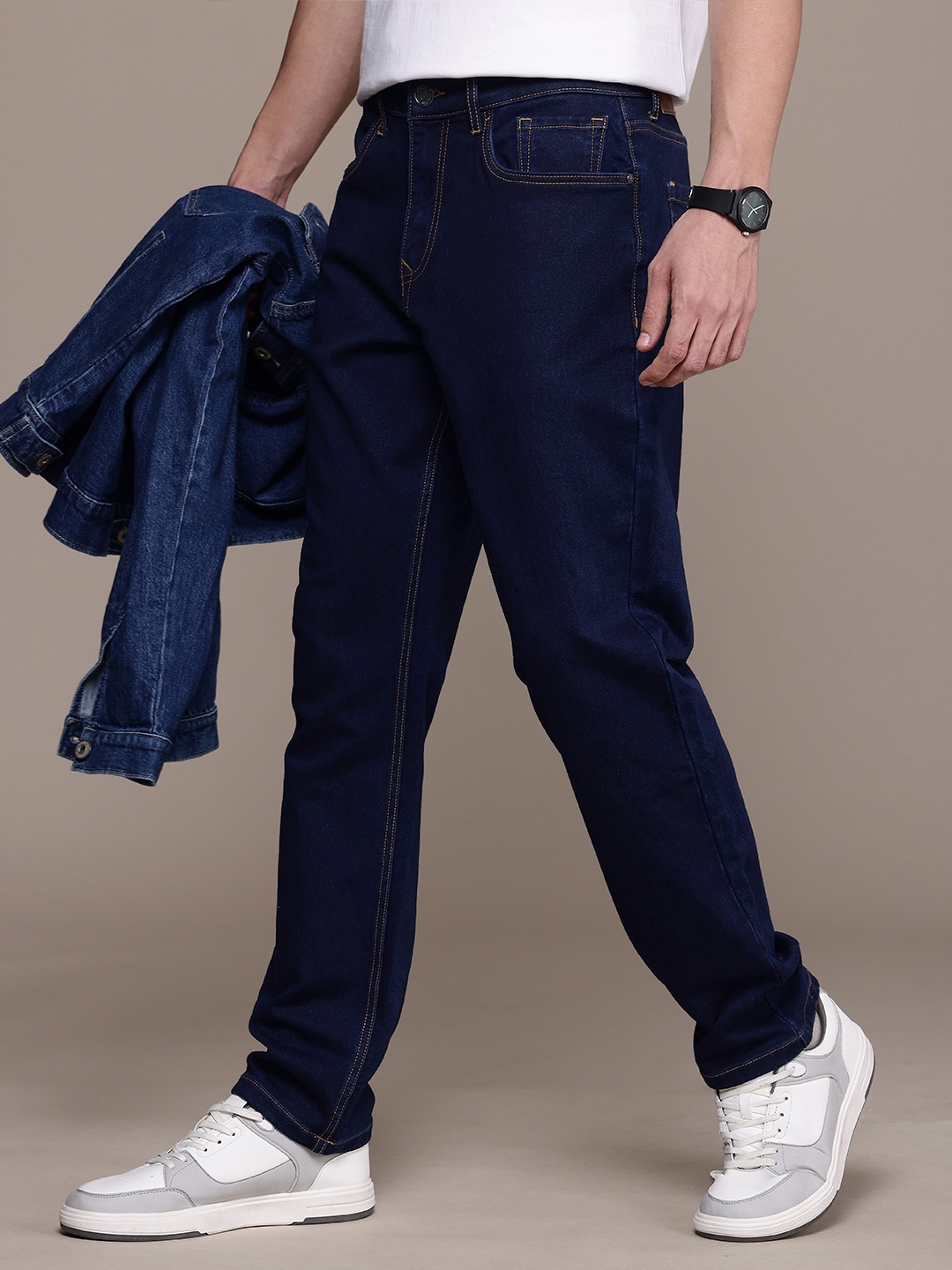 

WROGN Men Relaxed Fit Stretchable Jeans, Blue
