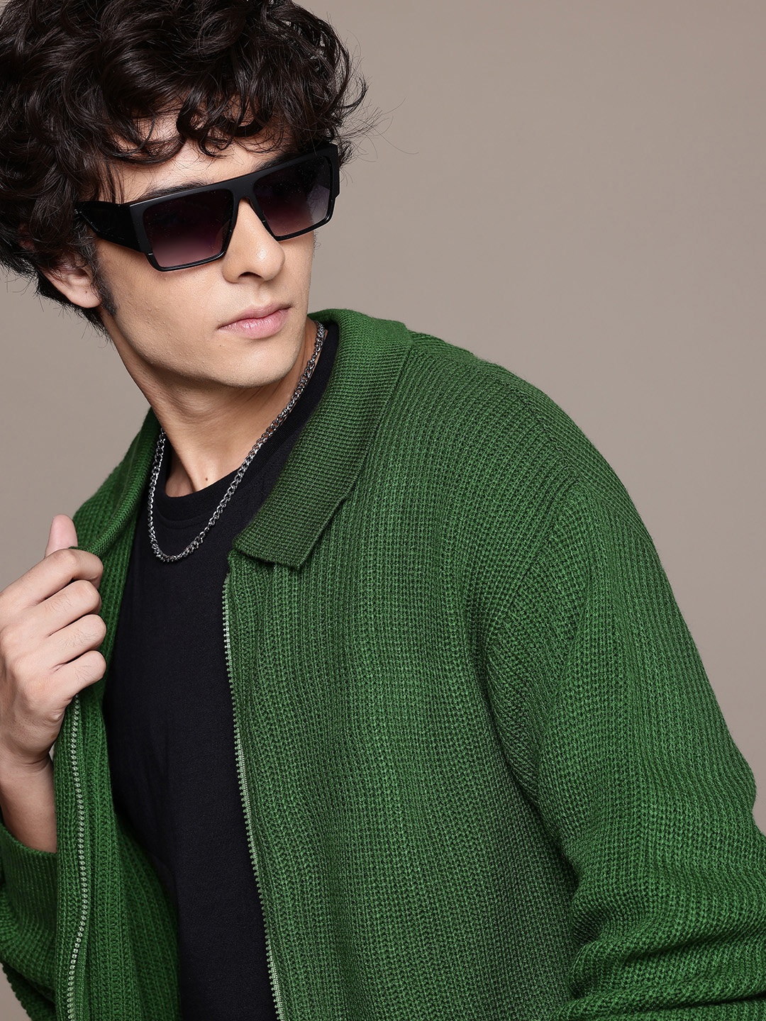 

The Roadster Lifestyle Co. Acrylic Ribbed Front Open Sweater, Green