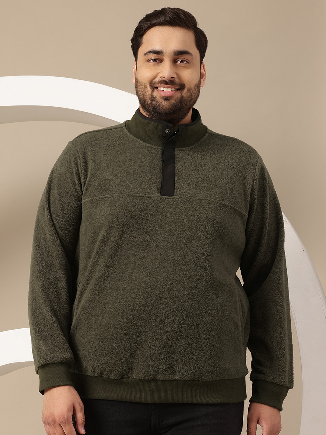 

Sztori Plus Size Mock Collar Sweatshirt, Olive