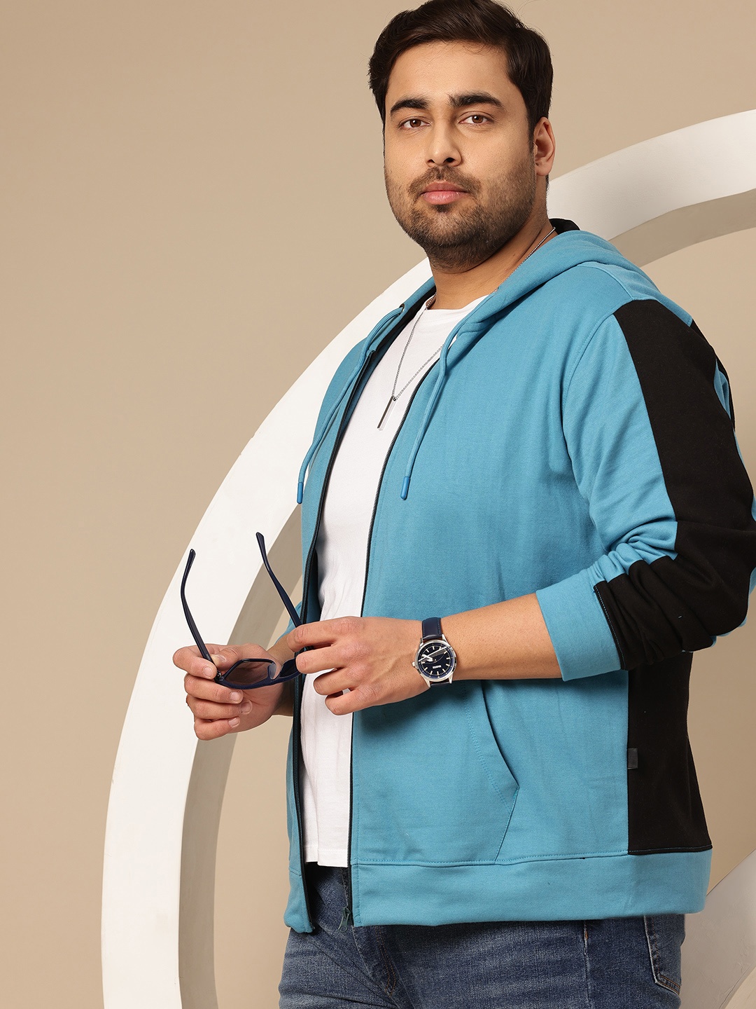 

Sztori Plus Size Iron Man Printed & Colourblocked Hooded Zip-Up Sweatshirt, Blue