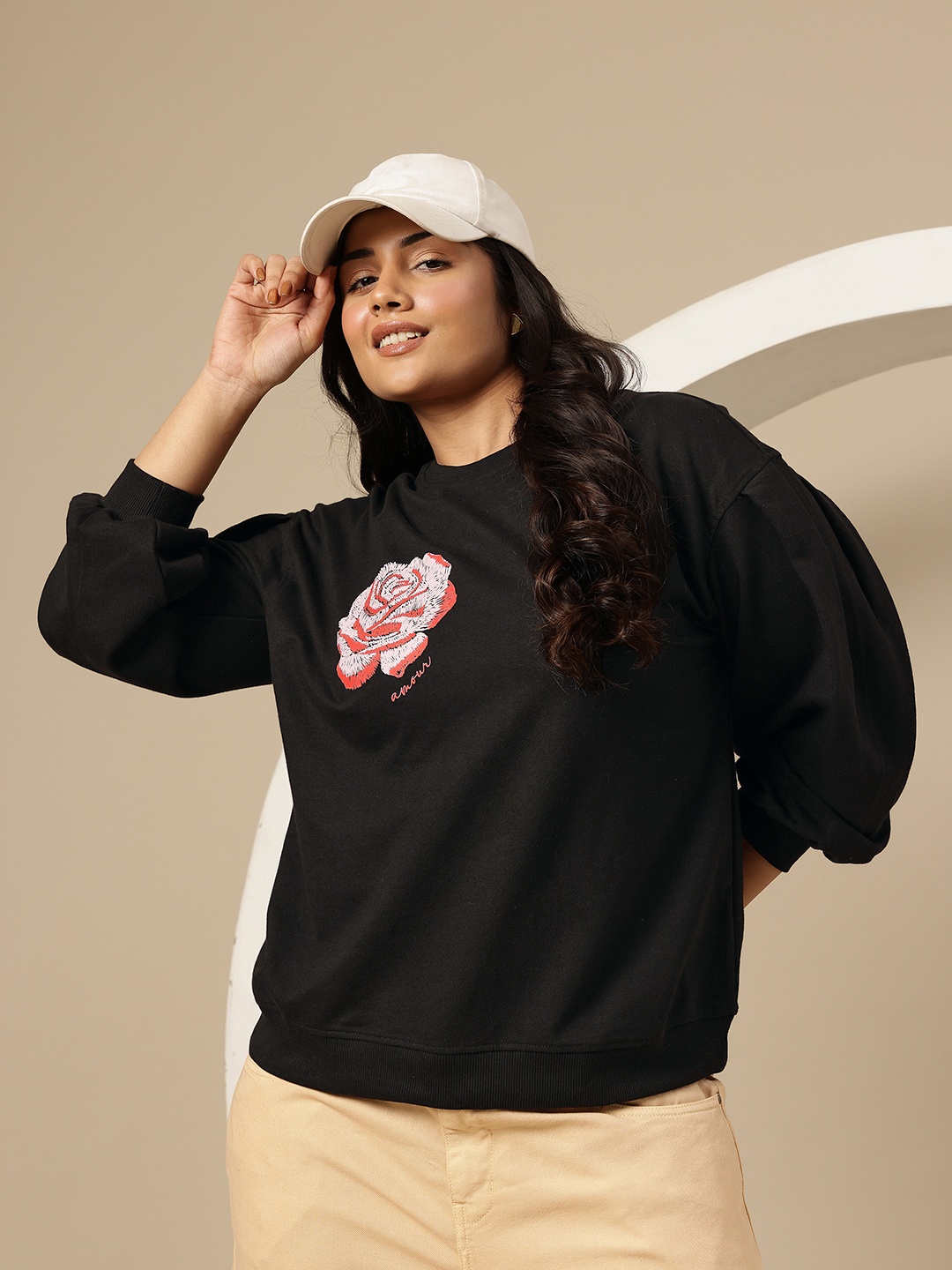 

Sztori Plus Size Embroidered Detail Sweatshirt, Black