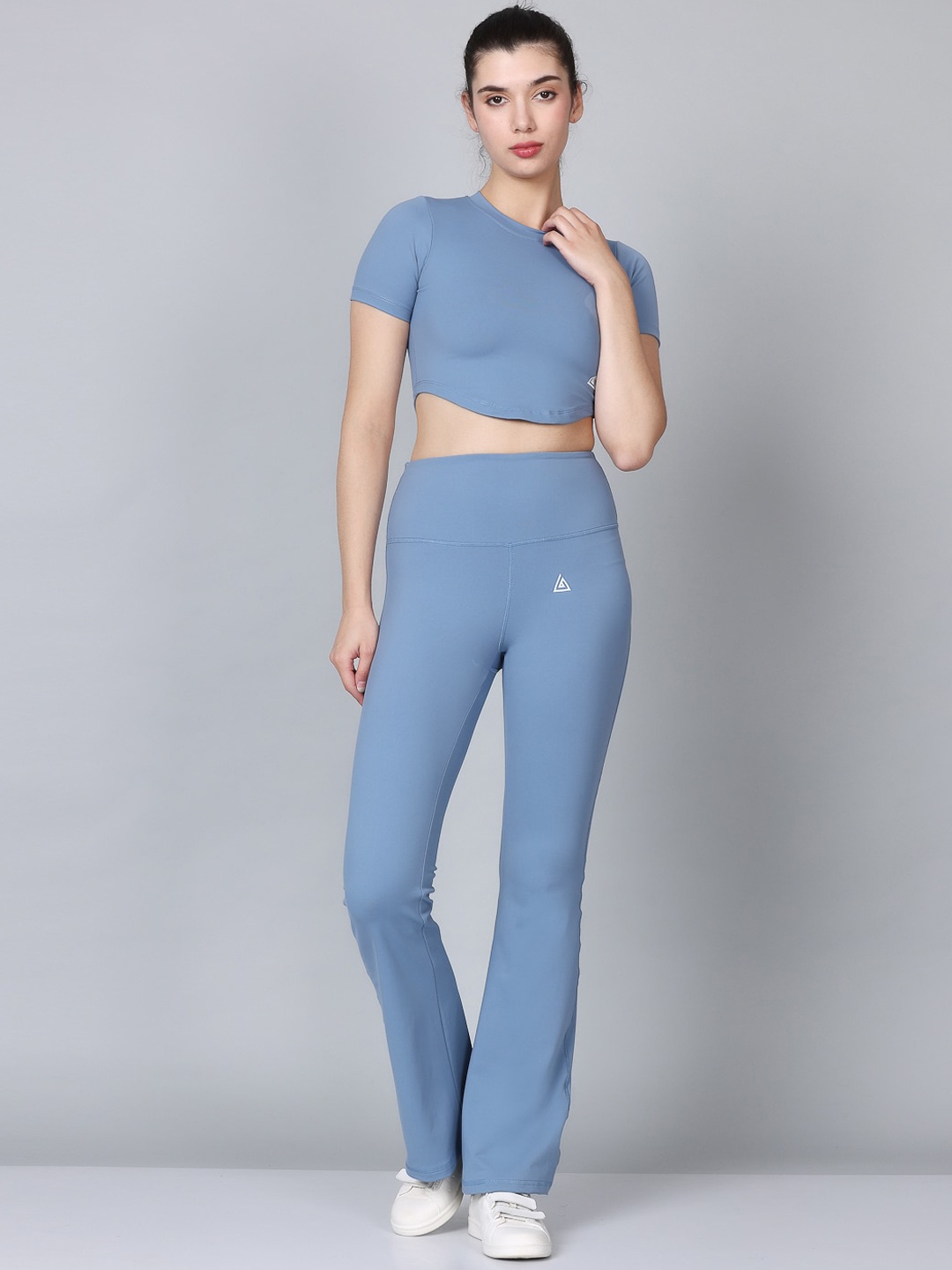 

Aesthetic Bodies Crop Top With Trousers Tracksuit, Blue