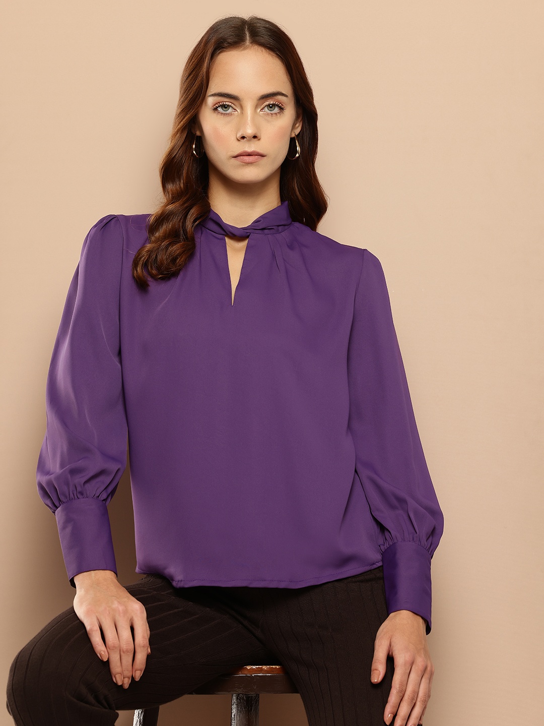 

her by invictus Keyhole Neck Twisted Regular Top, Purple