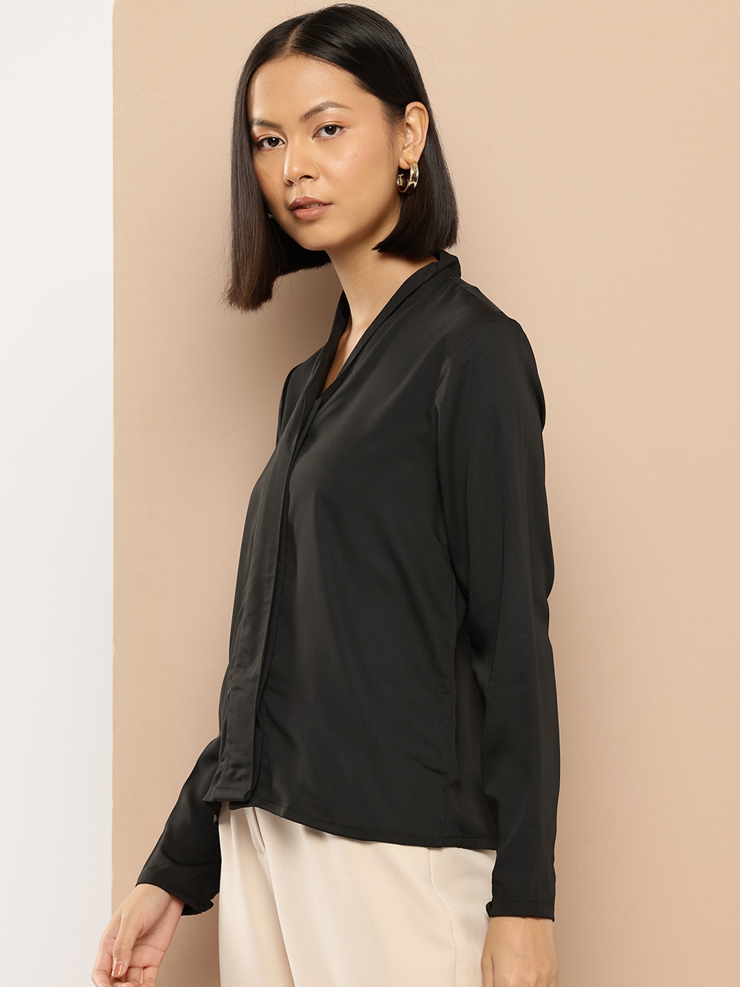 

her by invictus Shirt Style Top, Black