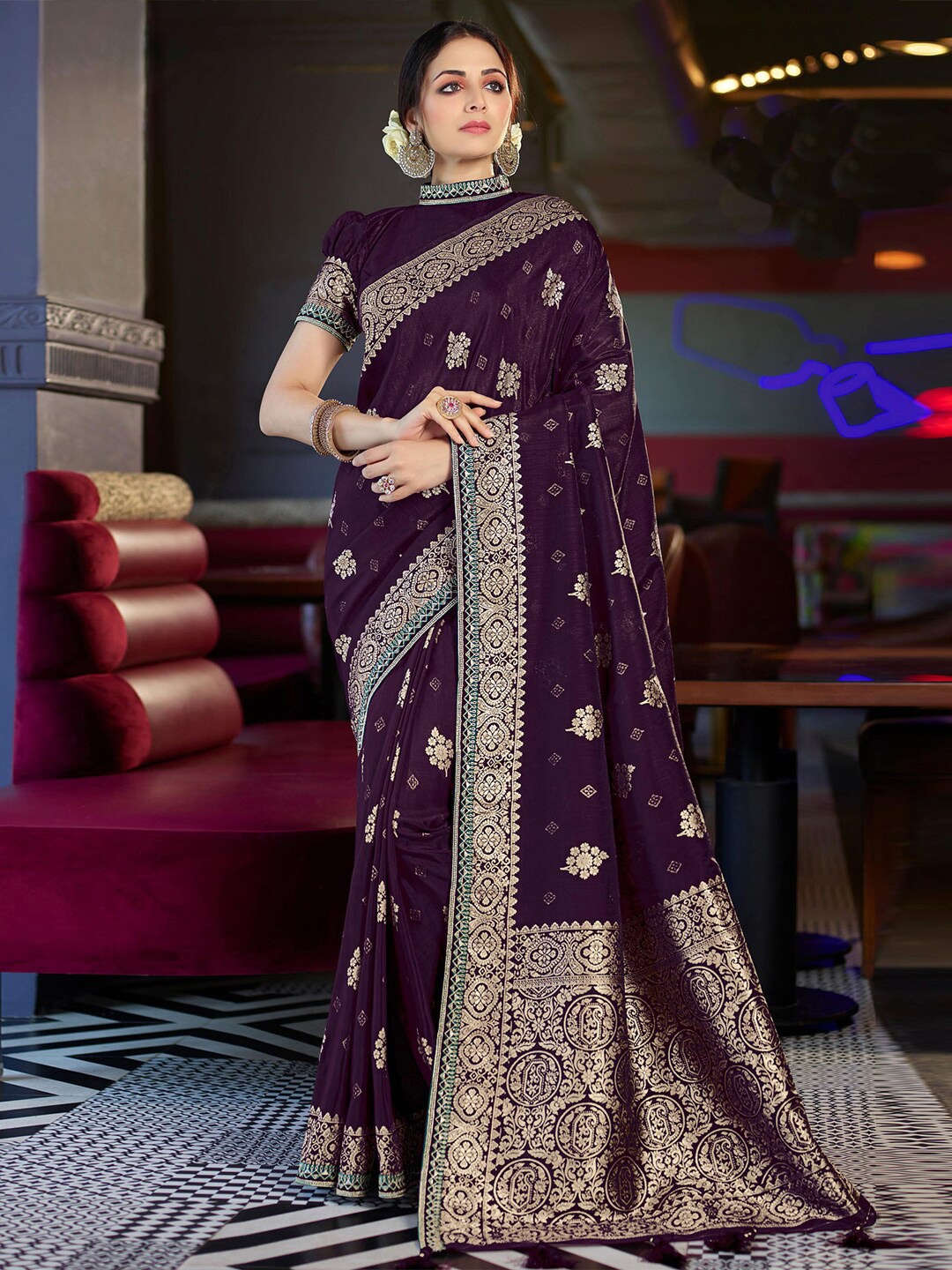 

saree.com Woven Design Zari Art Silk Saree, Purple