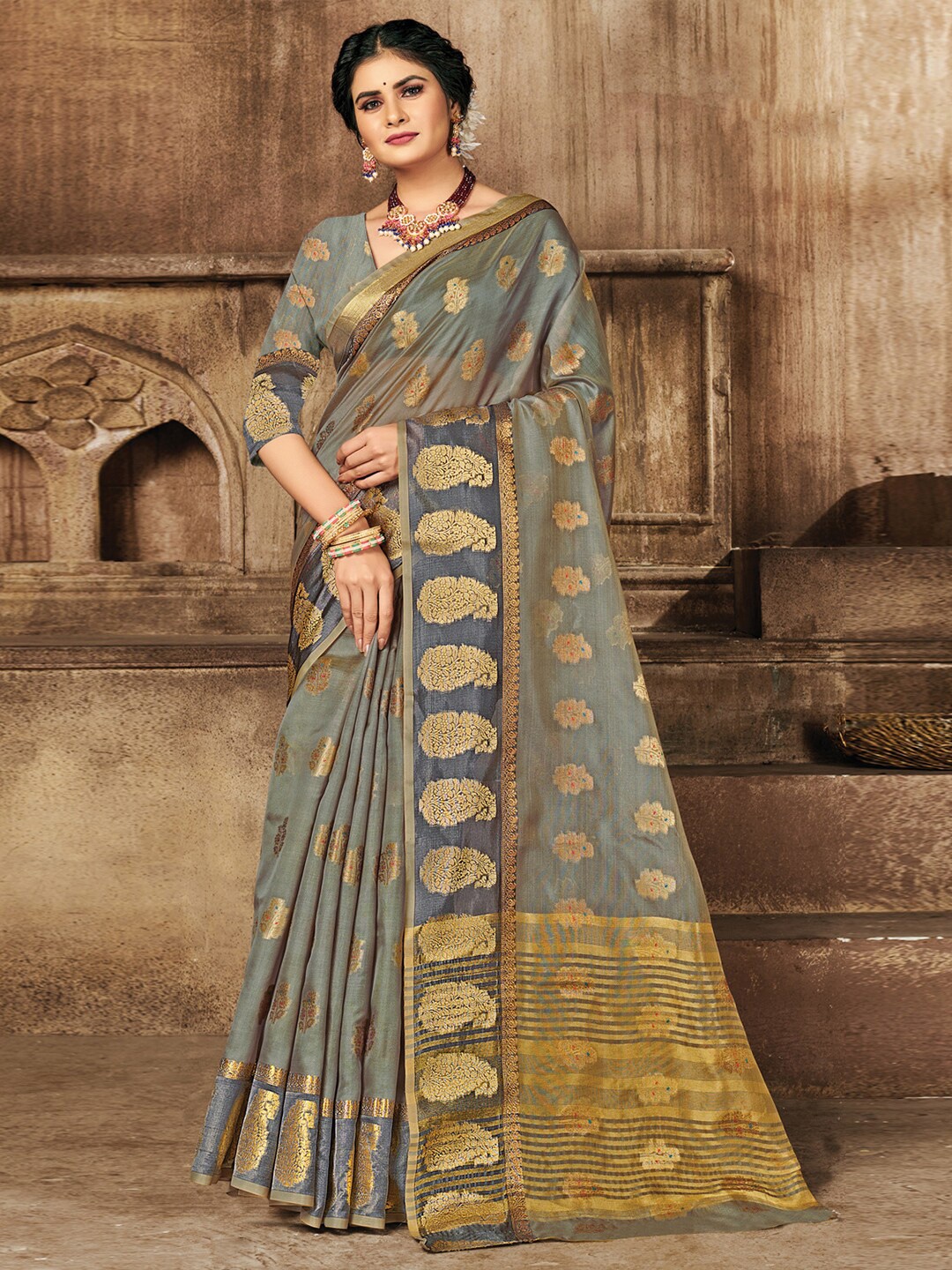 

saree.com Woven Design Zari Organza Saree, Grey