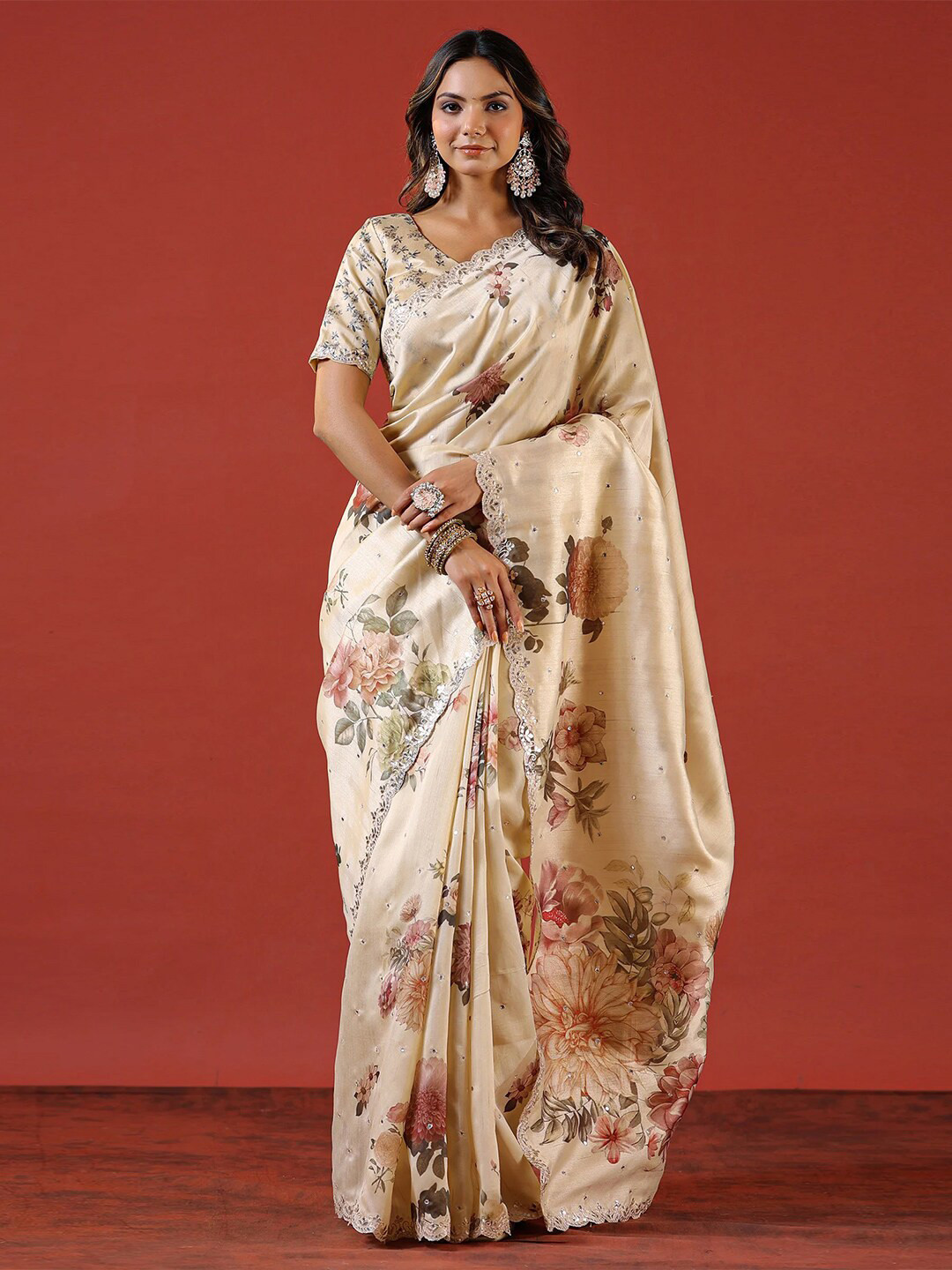 

saree.com Floral Embroidered Art Silk Saree, Cream