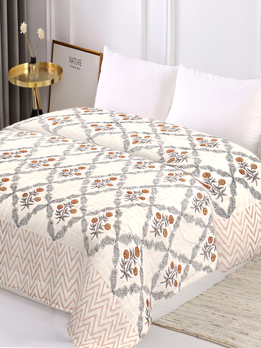 

SARYU HOMES White & Orange Ethnic Motifs Printed Mild Winter Double Bed Quilt