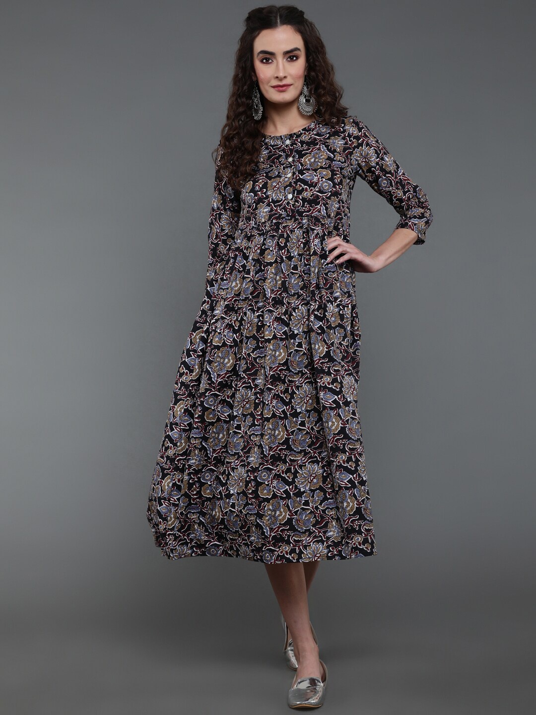 

antaran Ethnic Motifs Print A-Line Midi Ethnic Dress, Black