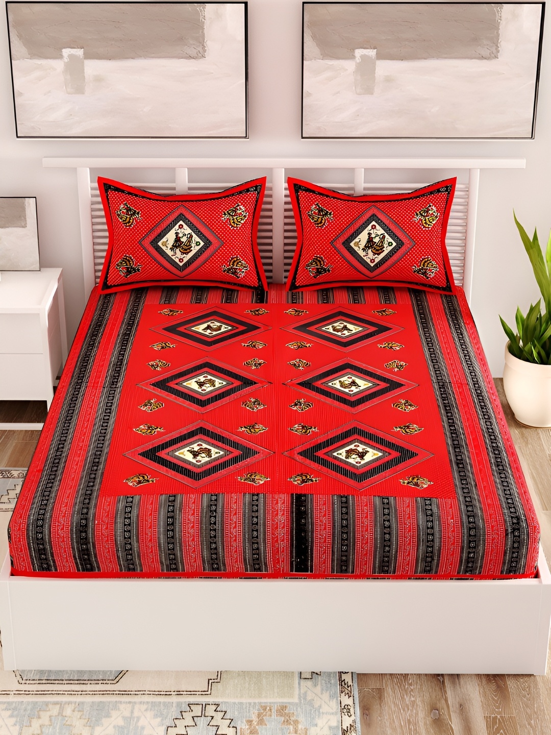 

Aura Red & Black Ethnic Motifs 120 TC Queen Bedsheet with 2 Pillow Covers