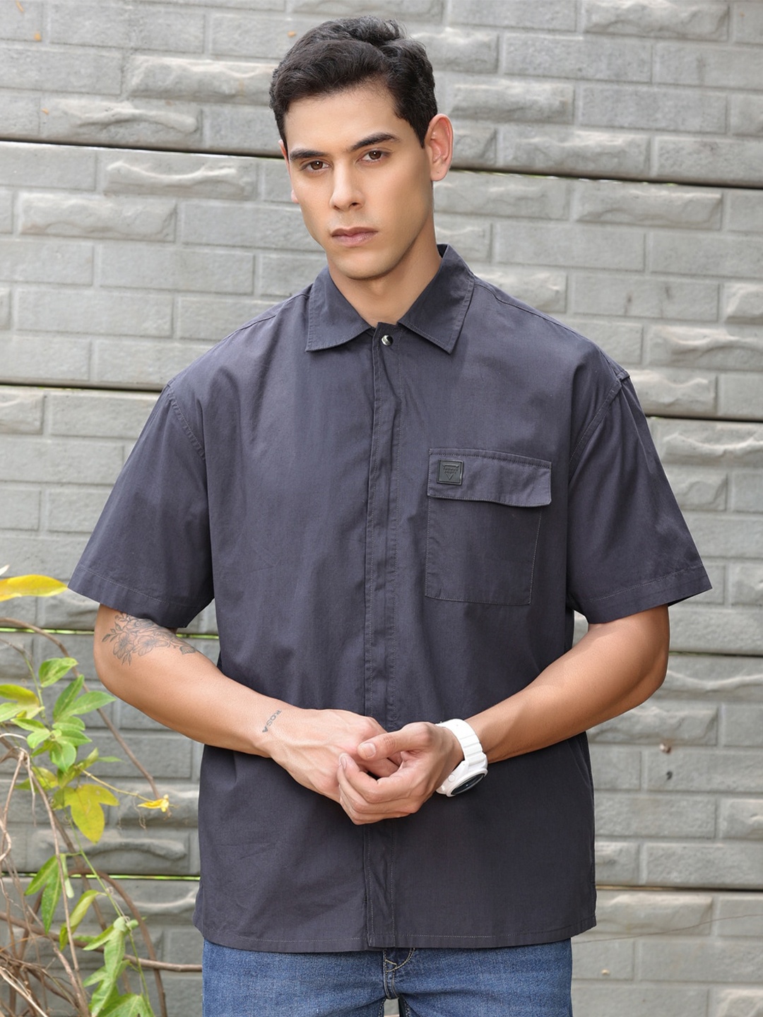 

Thomas Scott Men Solid Premium Boxy Opaque Casual Shirt, Grey