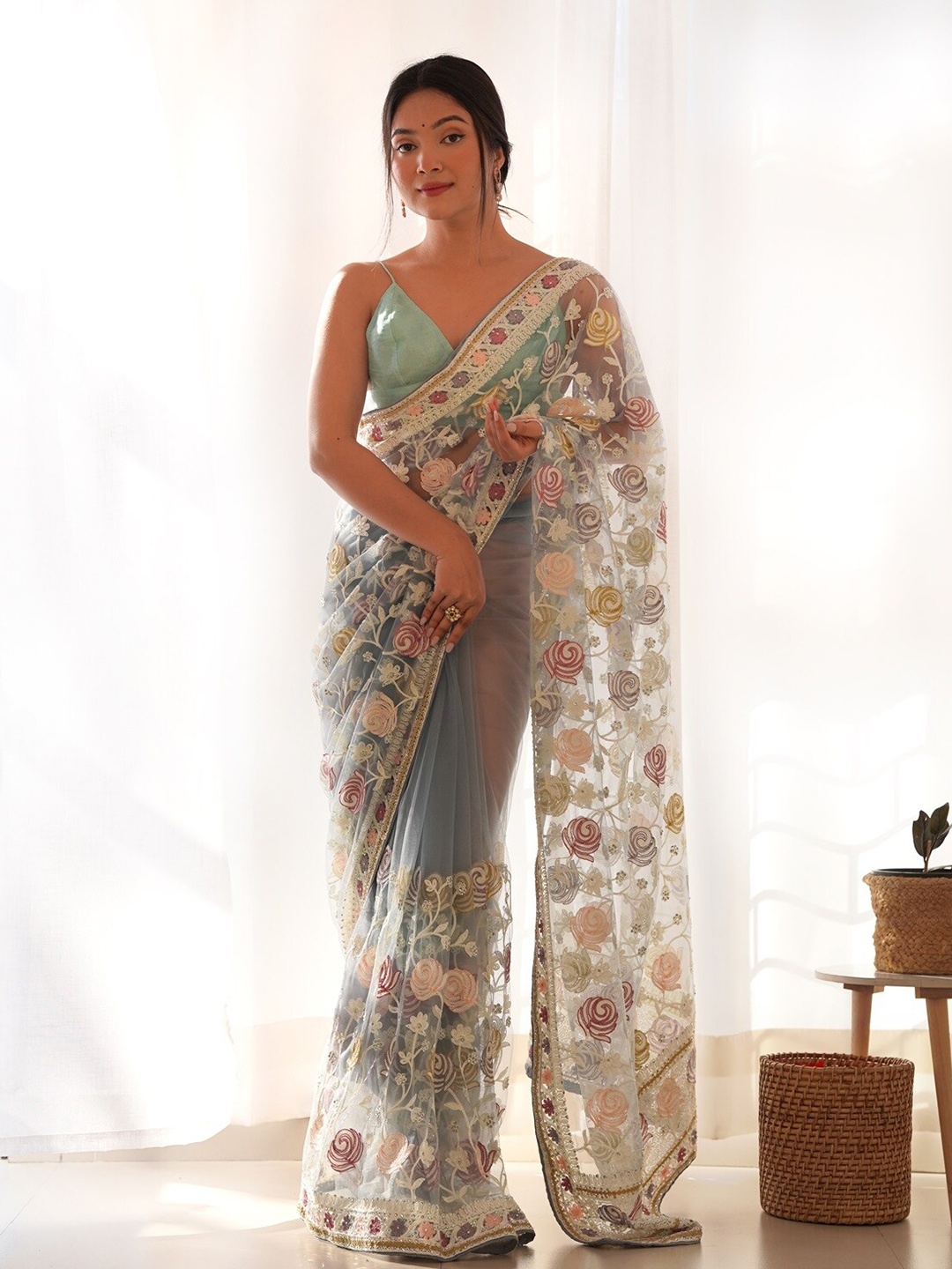 

Anouk Floral Embroidered Net Saree, Blue