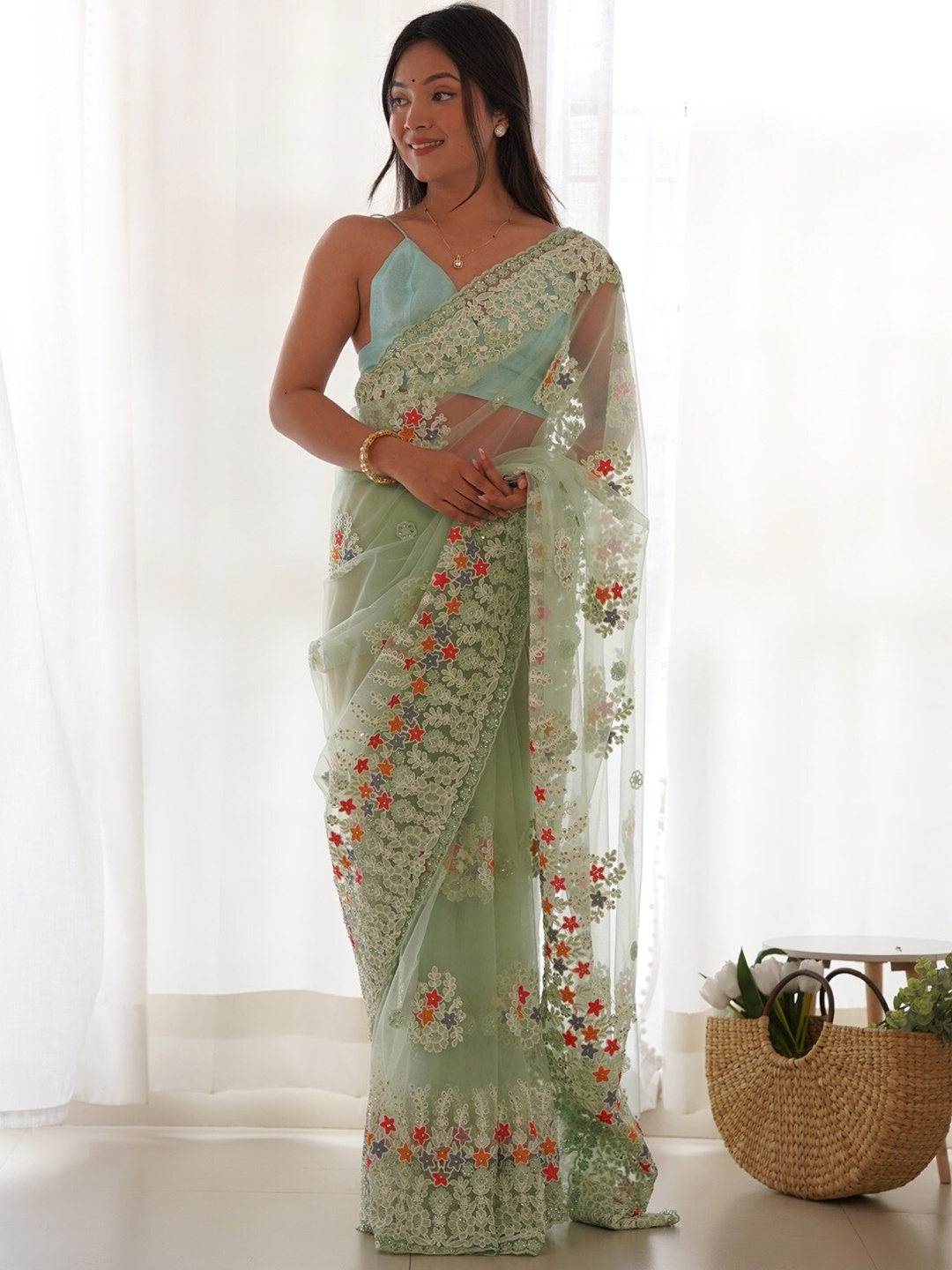 

Anouk Floral Embroidered Net Saree, Green