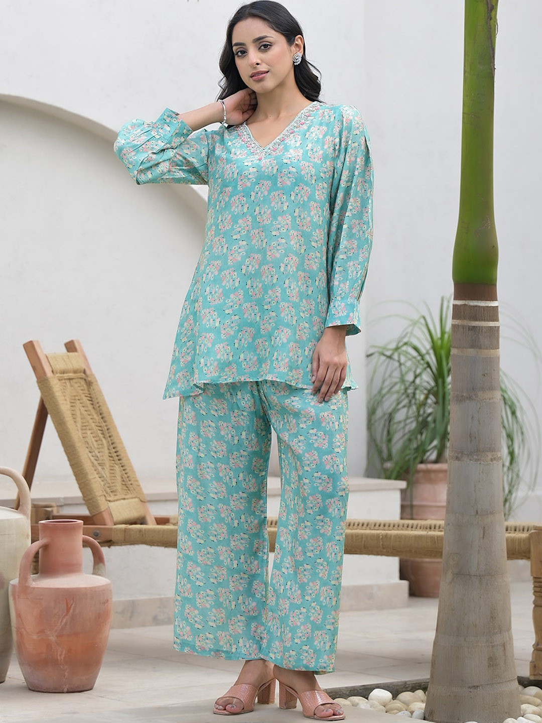 

Divena Embroidered V-Neck Top With Trousers Co-Ords, Green
