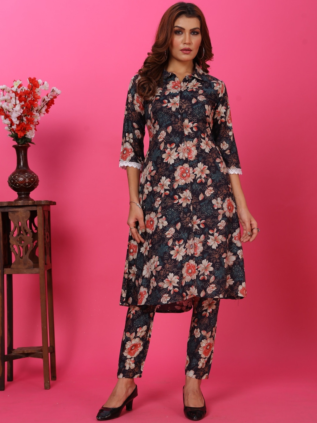 

Rujave Floral Printed Tunic With Trousers, Coffee brown
