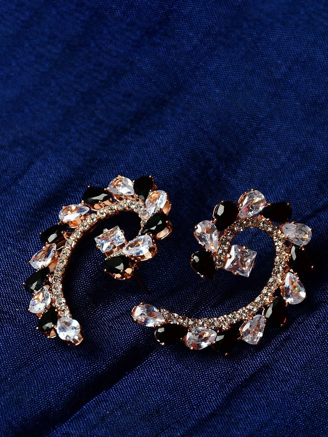 

GRLIE American Diamond Studs Earrings, Gold