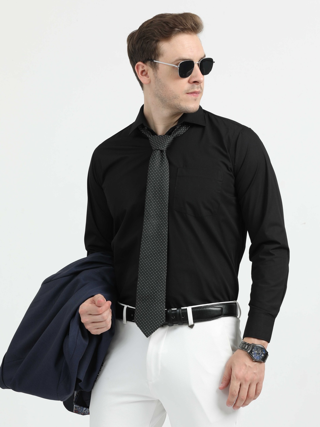 

STELLERS Spread Collar Long Sleeves Classic Regular Fit Formal Shirt, Black