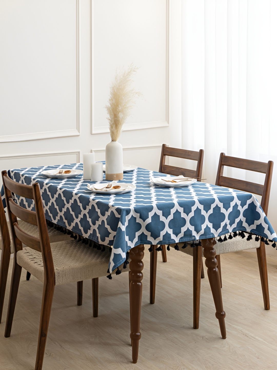 

HOMEMONDE Blue Geometric Printed Cotton 4-Seater Table Cover