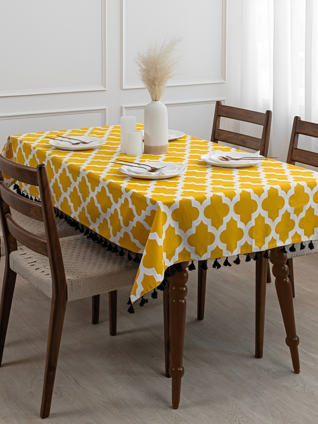 

HOMEMONDE Yellow Geometric Printed Cotton 4-Seater Table Cover