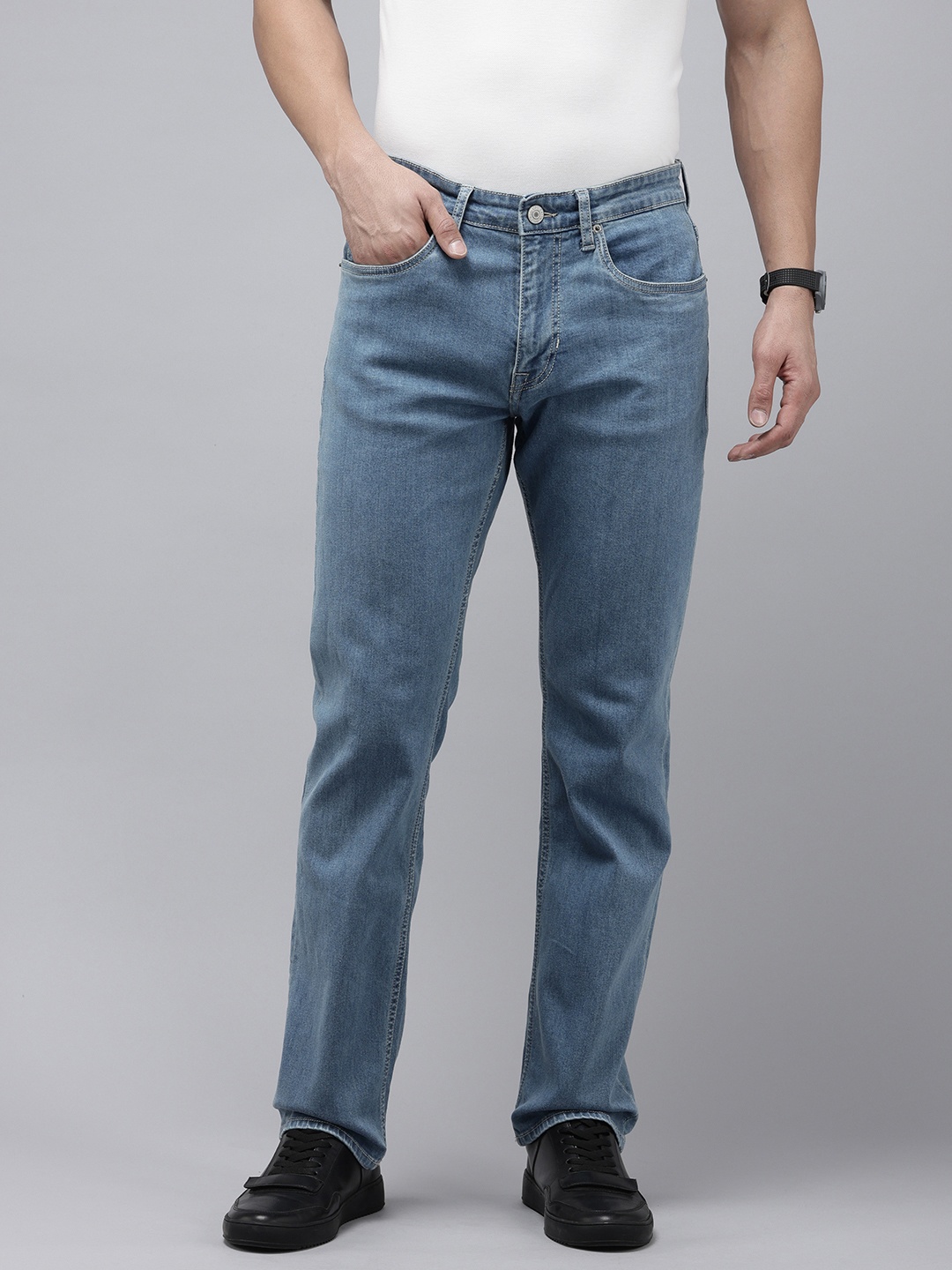 

U.S. Polo Assn. Denim Co. Men Harold Slim Fit Light Fade Stretchable Jeans, Blue