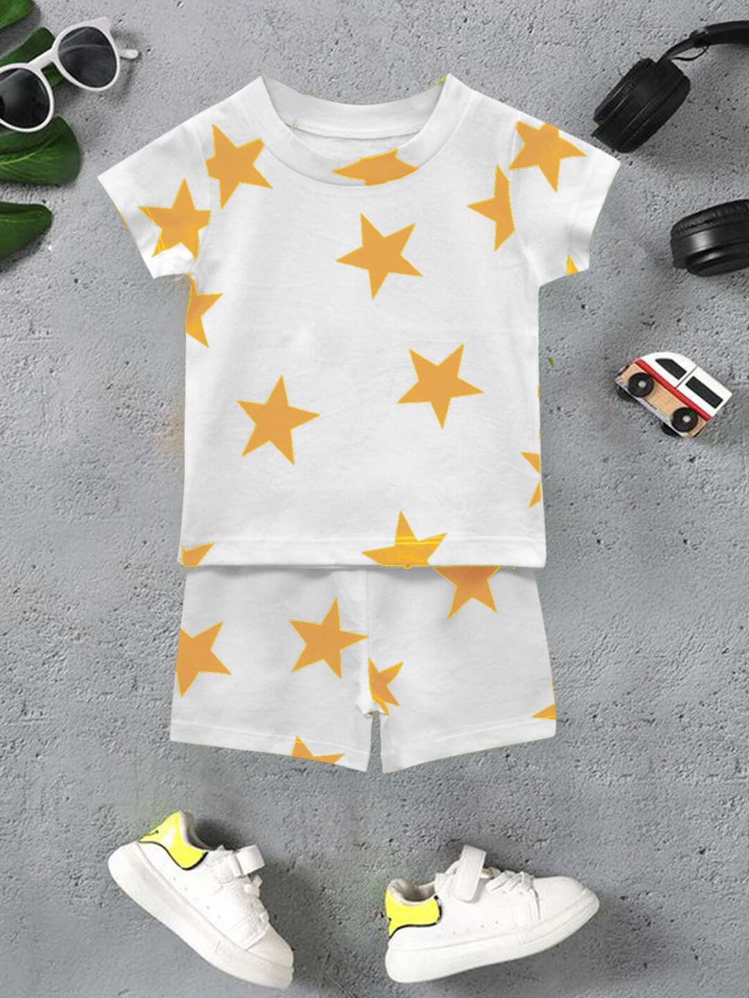 

A.T.U.N. Boys Printed Pure Cotton Two Piece Co-ords Set, White