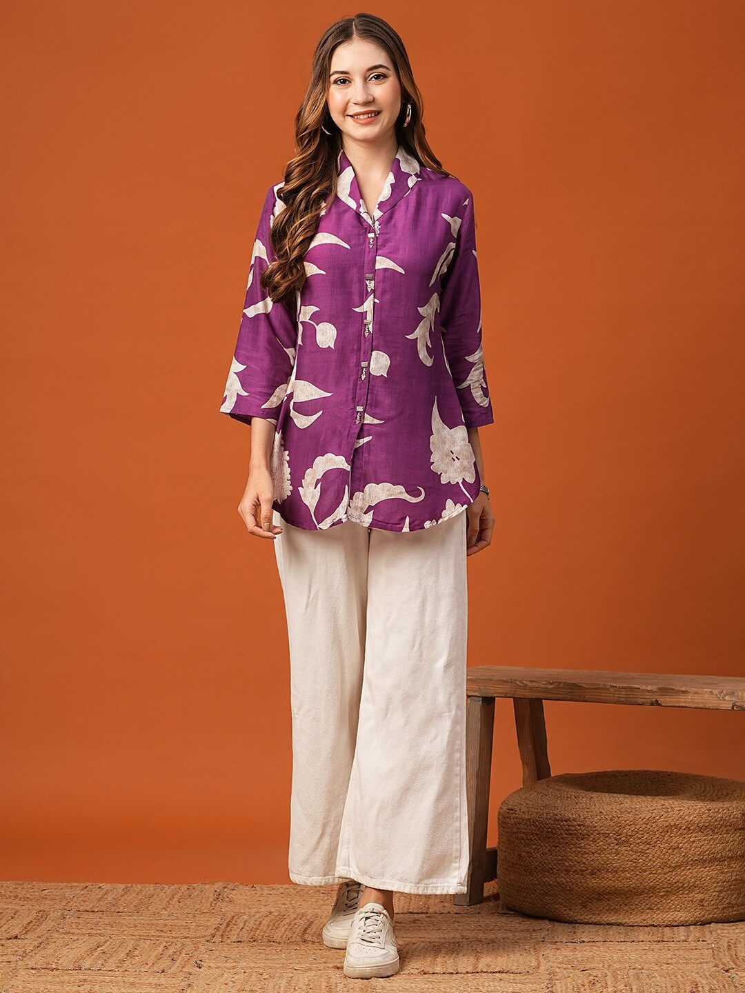 

FASHOR Floral Printed Shawl Neck Straight Kurti, Purple