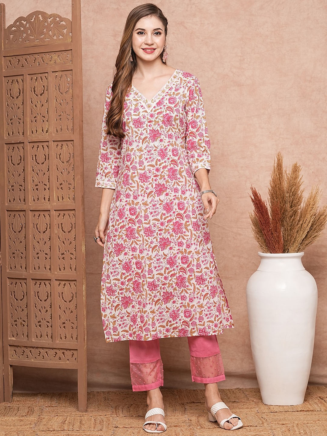 

FASHOR Floral Printed Cotton Straight Kurta, White