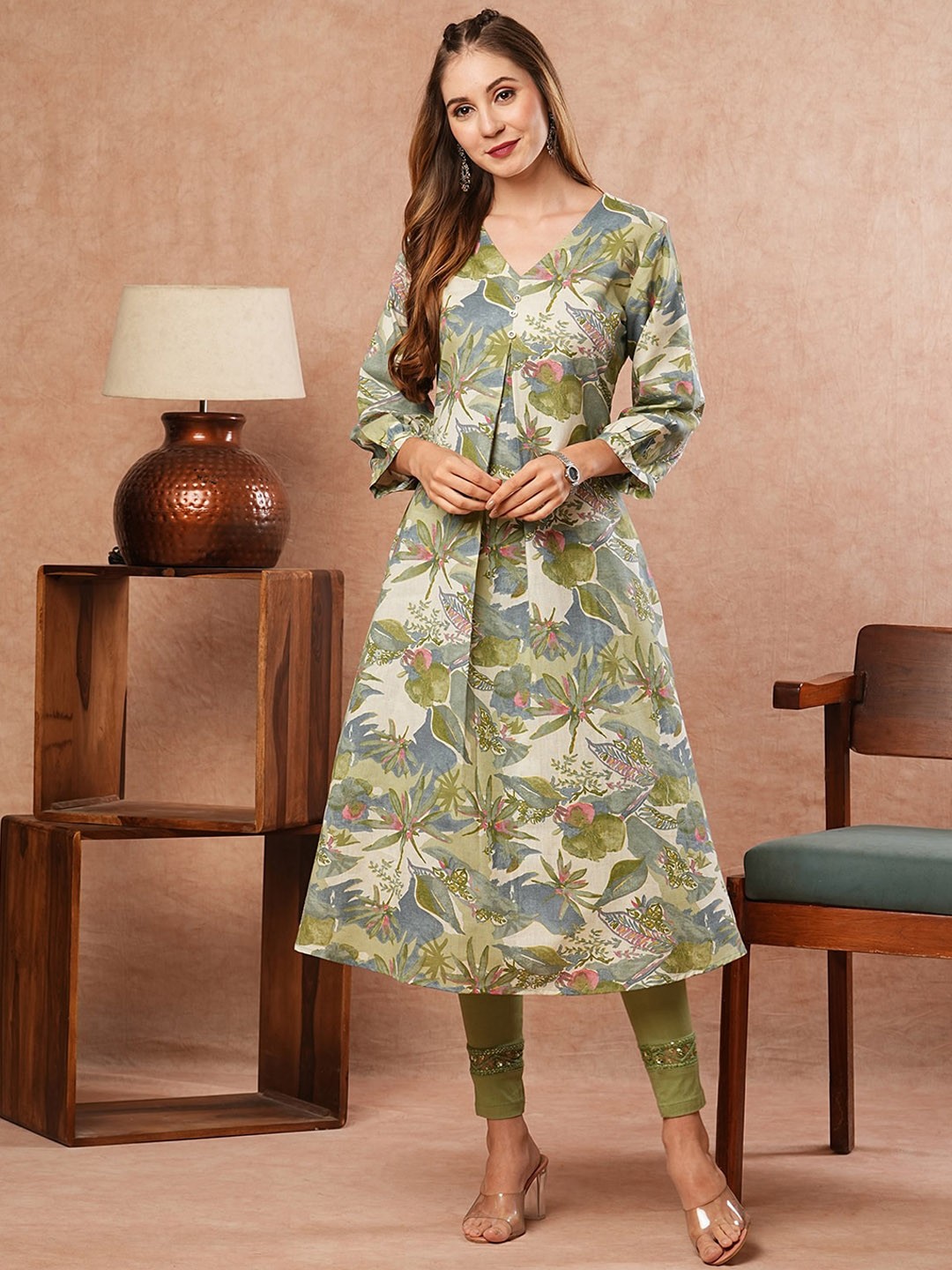 

FASHOR Floral Printed Puff Sleeves A-Line Kurta, Green