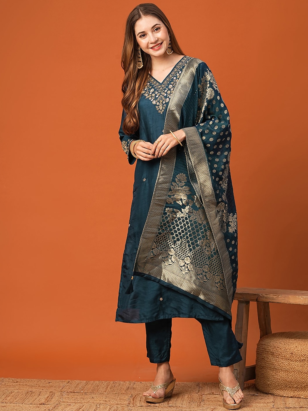 

FASHOR Floral Embroidered V-Neck Thread Work Straight Kurta with Trousers & Dupatta, Teal