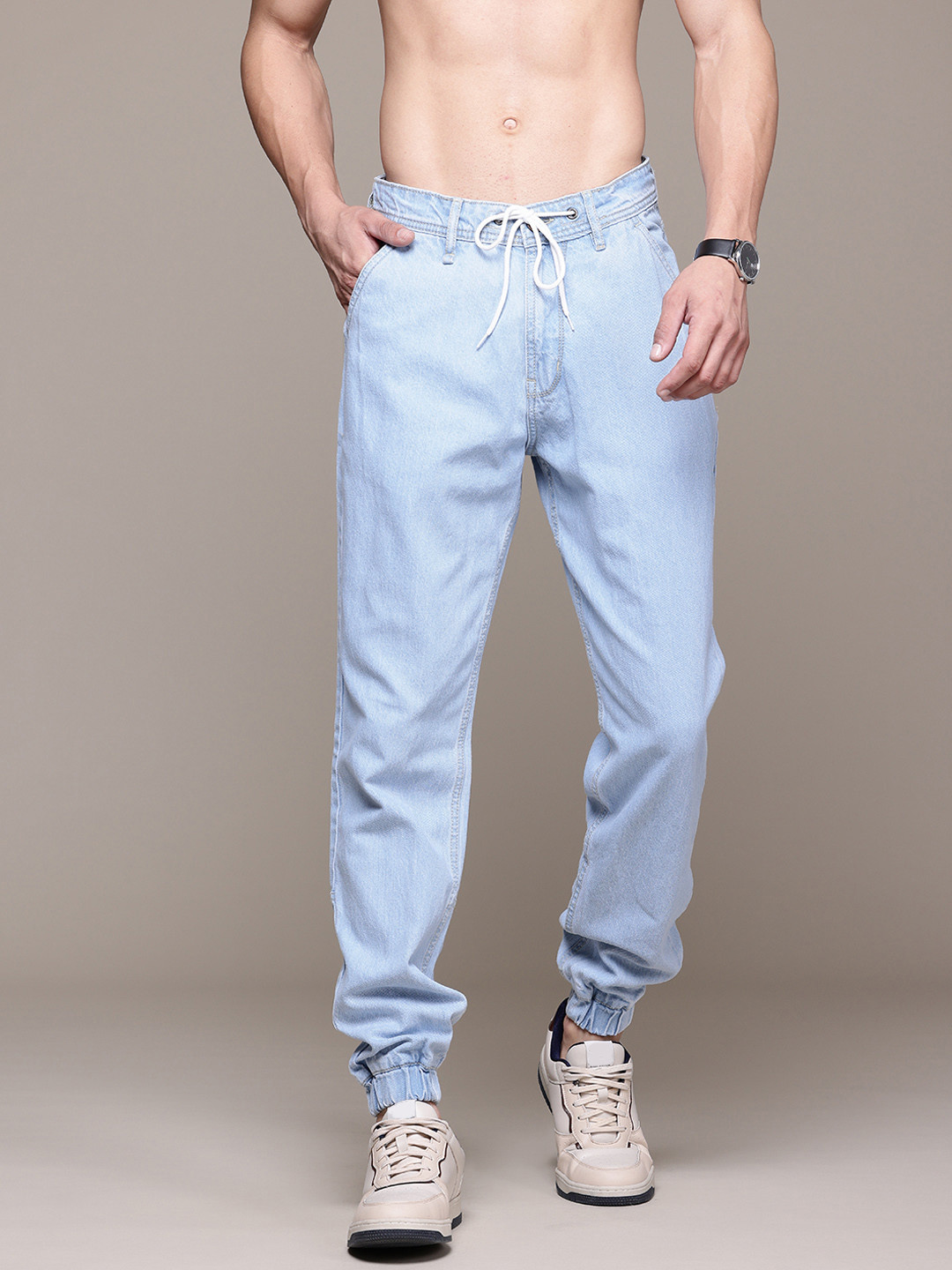 

The Roadster Lifestyle Co. Men Pure Cotton Jogger Jeans, Blue
