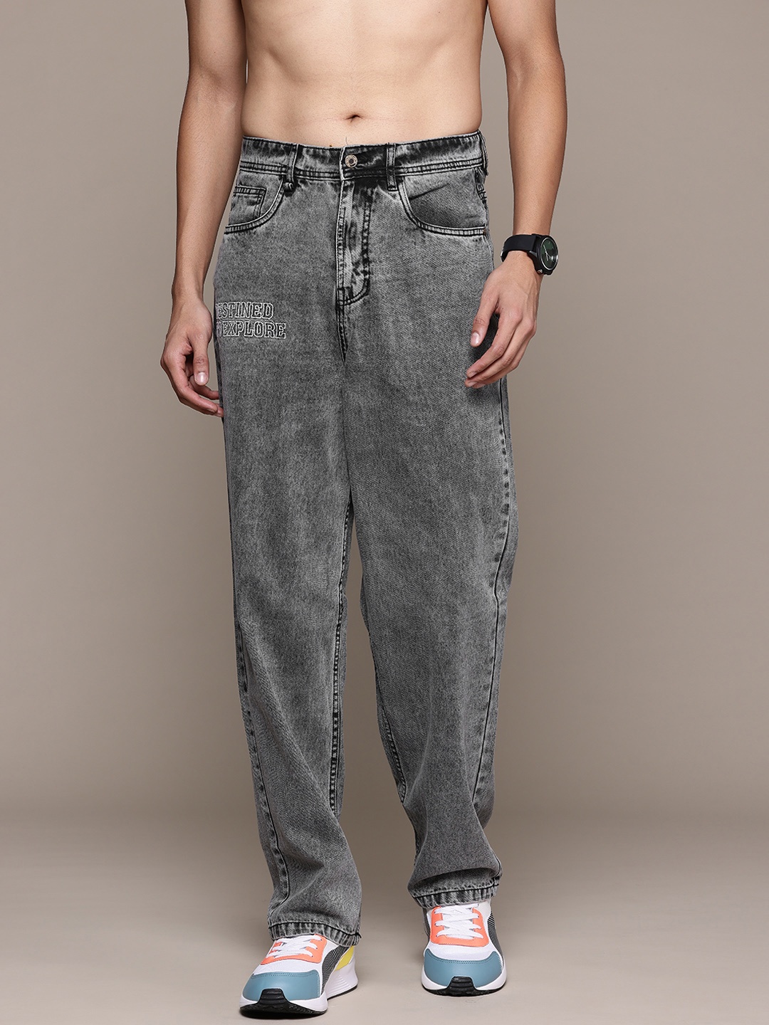

The Roadster Lifestyle Co. Non-Stretchable Loose Fit Pure Cotton Jeans, Grey