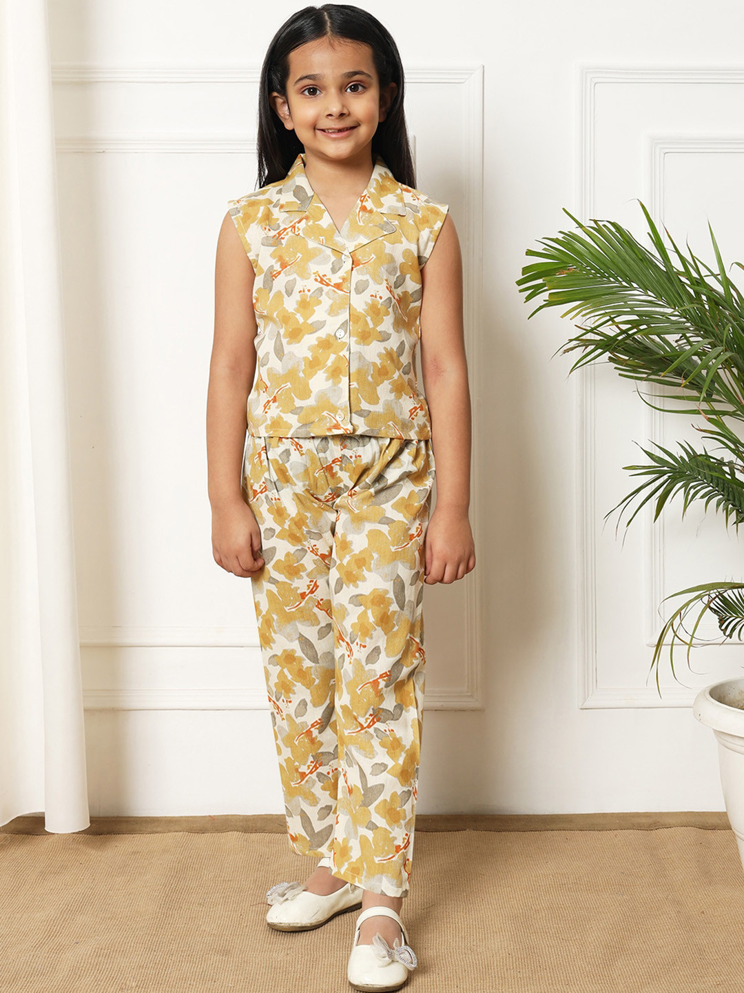 

Readiprint Girls Printed Pure Cotton Straight style Top With Trouser, Beige