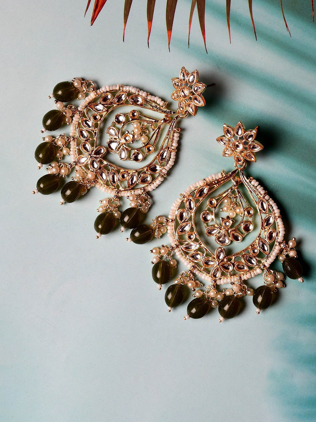 

GRLIE Lightweight Kundan Chandbalis, Gold