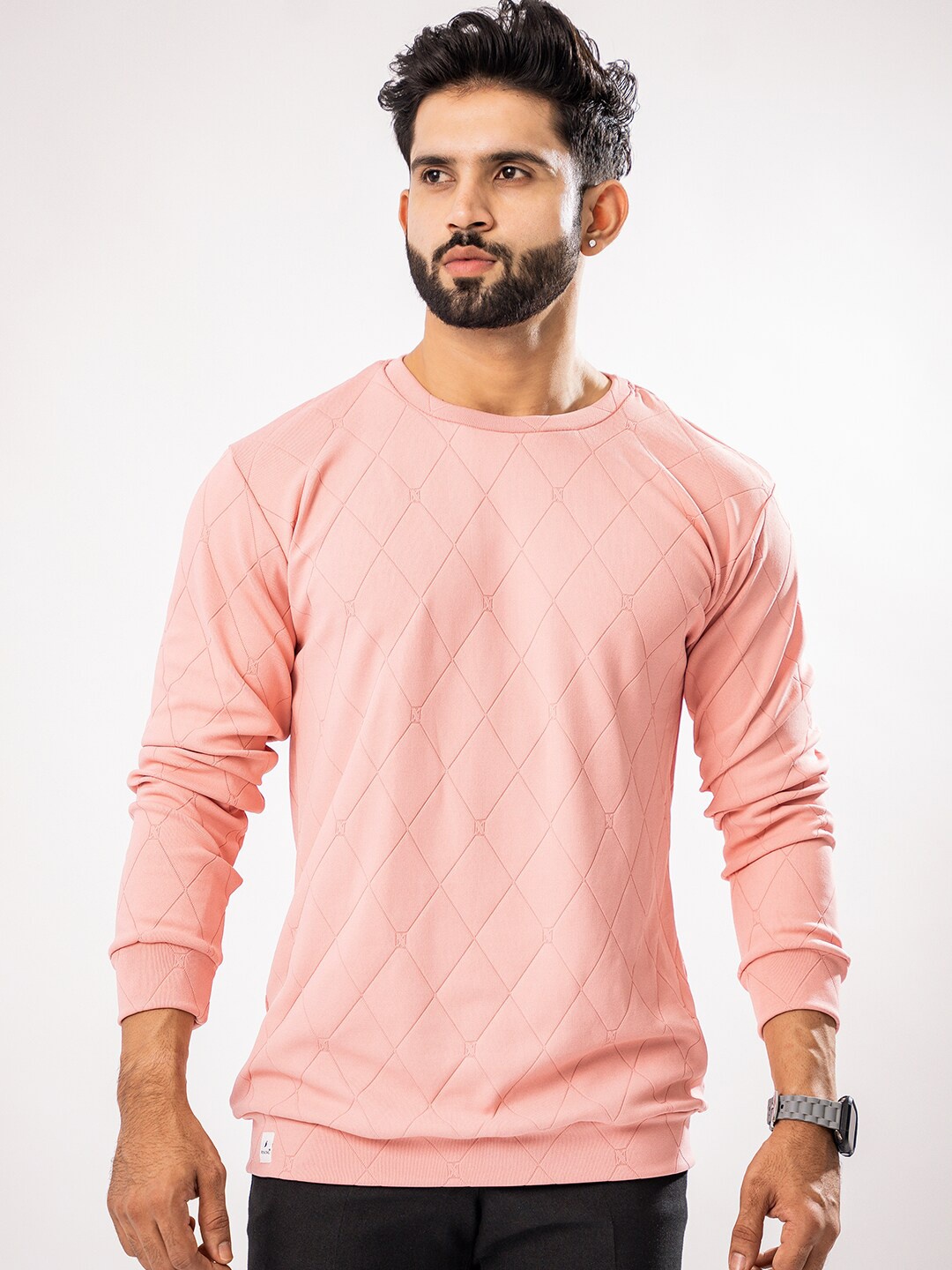 

ROYALTAIL Men Solid Pullover Sweatshirt, Rose