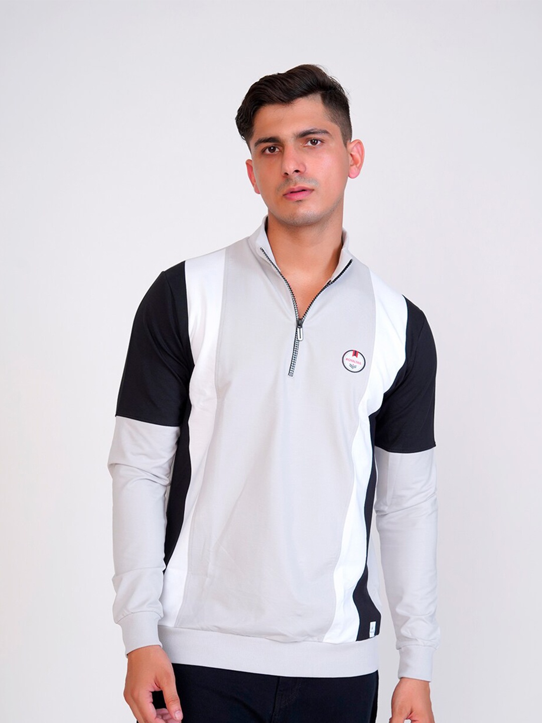 

ROYALTAIL Men Colourblocked Mock Collar Sweatshirt, Grey
