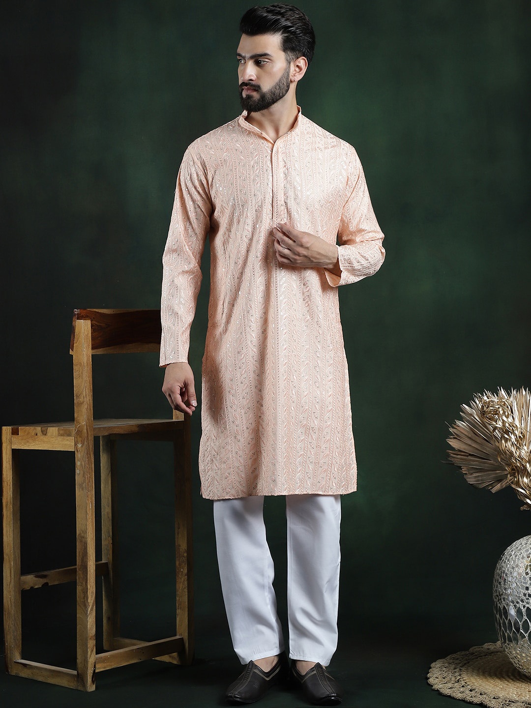 

SOJANYA LUXE Floral Embroidered Regular Thread Work Kurta with Pyjamas, Peach