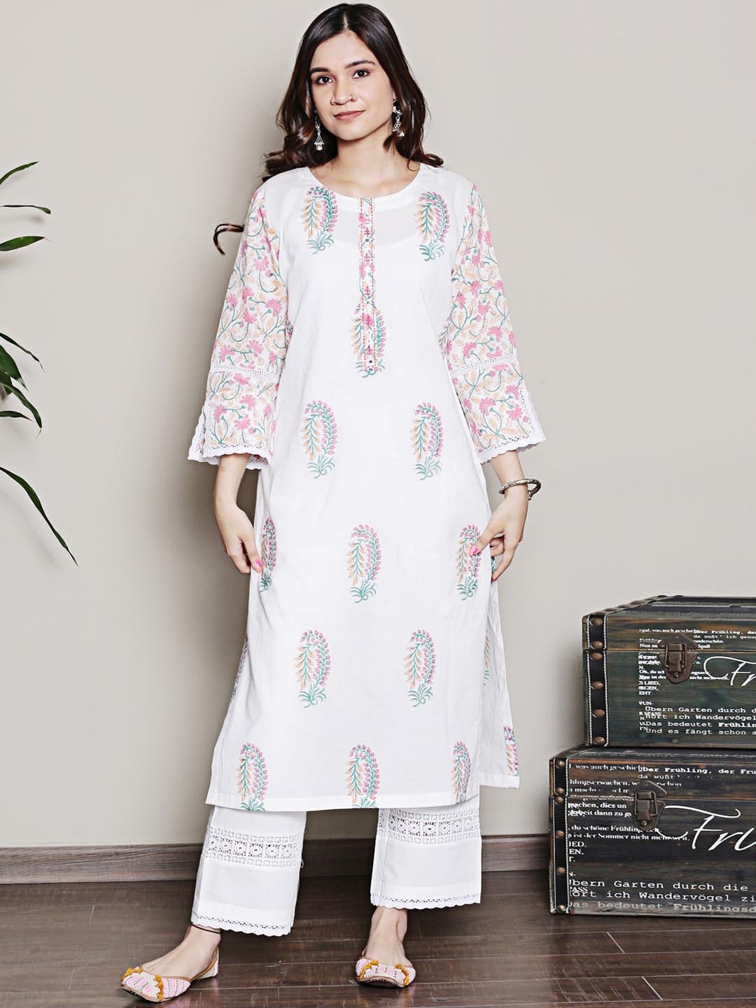 

Spring Soul Floral Printed Regular Pure Cotton Kurta with Trousers, White