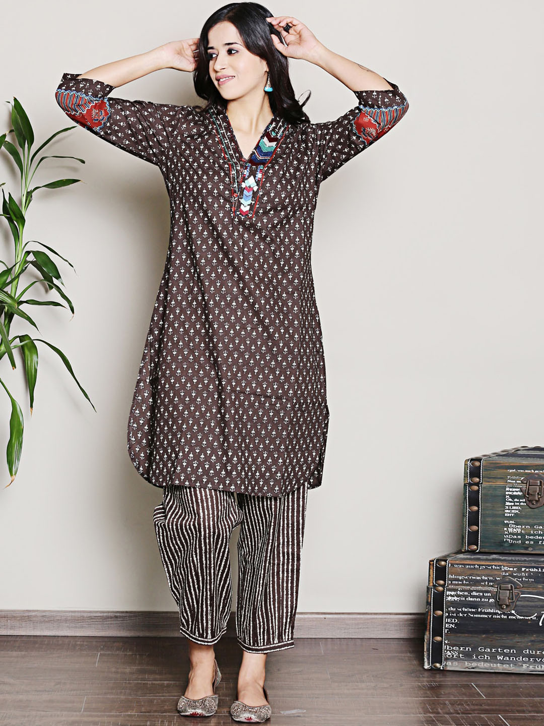 

Spring Soul Floral Printed Regular Pure Cotton Kurta with Harem Pant, Brown