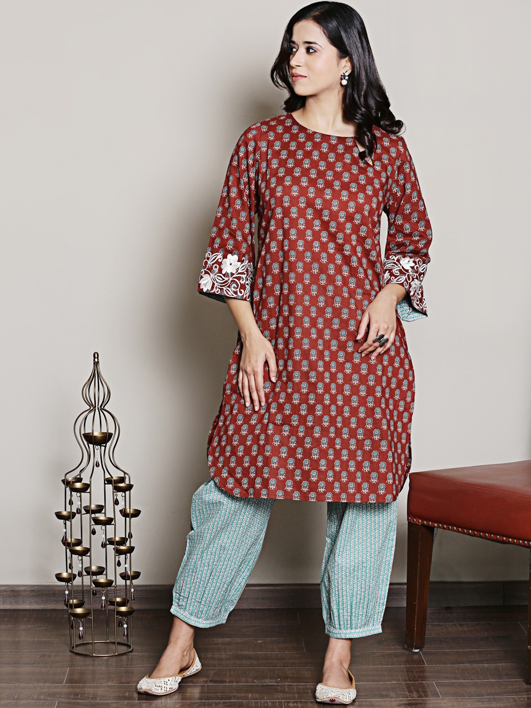 

Spring Soul Ethnic Motifs Printed Thread Work Pure Cotton Straight Kurta With Harem Pants, Maroon