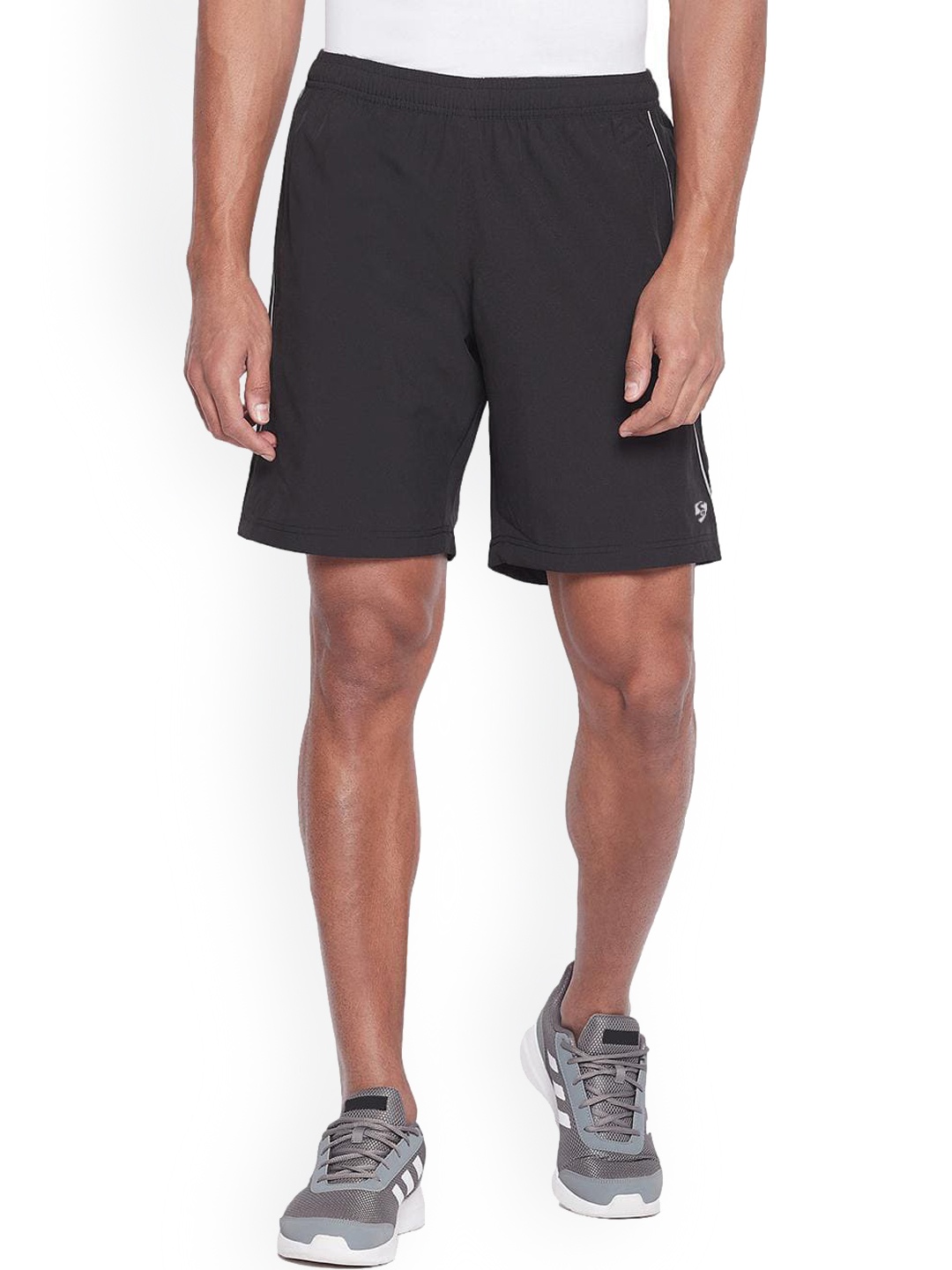 

SG Men Mid Rise Sports Shorts, Black