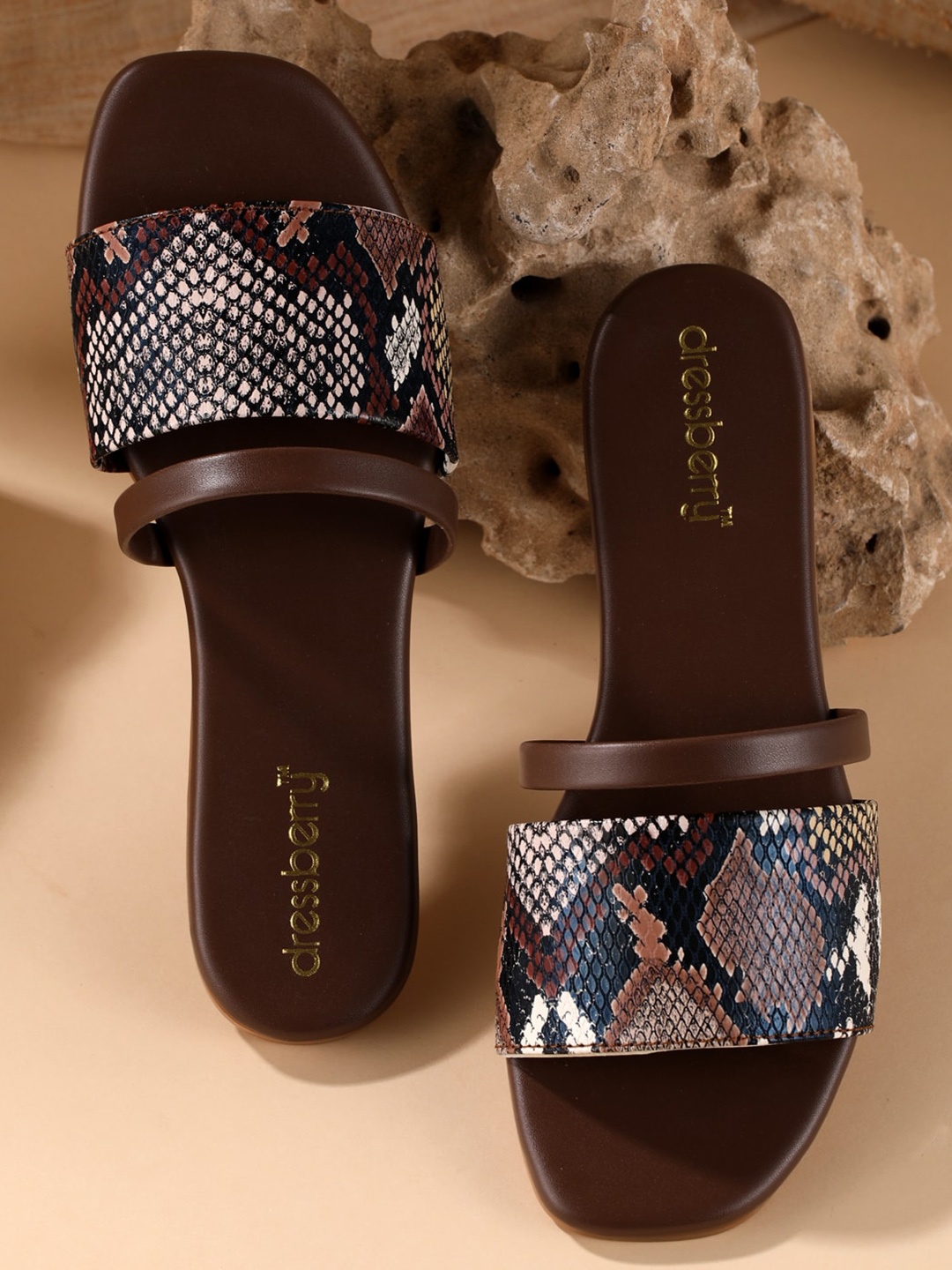 

DressBerry Brown Printed Open Toe Flats