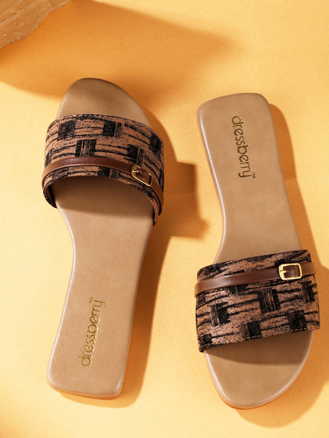 

DressBerry Beige Printed Open Toe Flats with Buckles